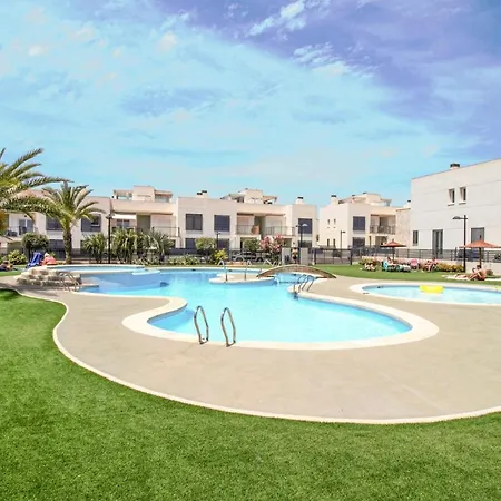 3 Bedroom Gorgeous In Holiday home